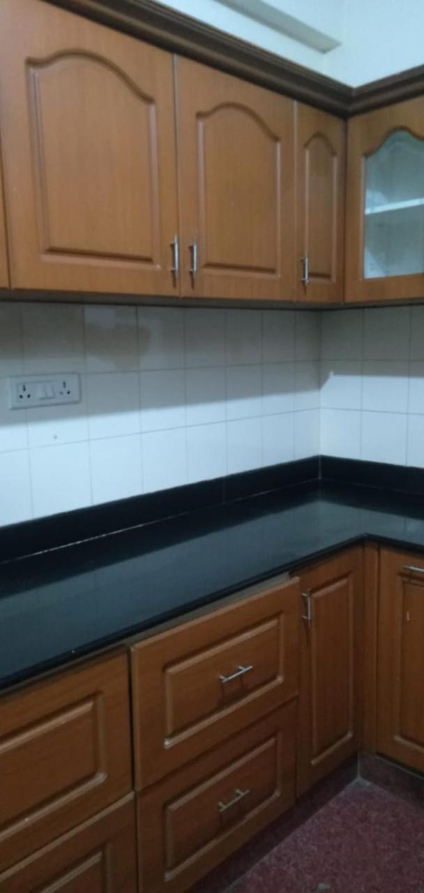 Brookside Service Apartment *